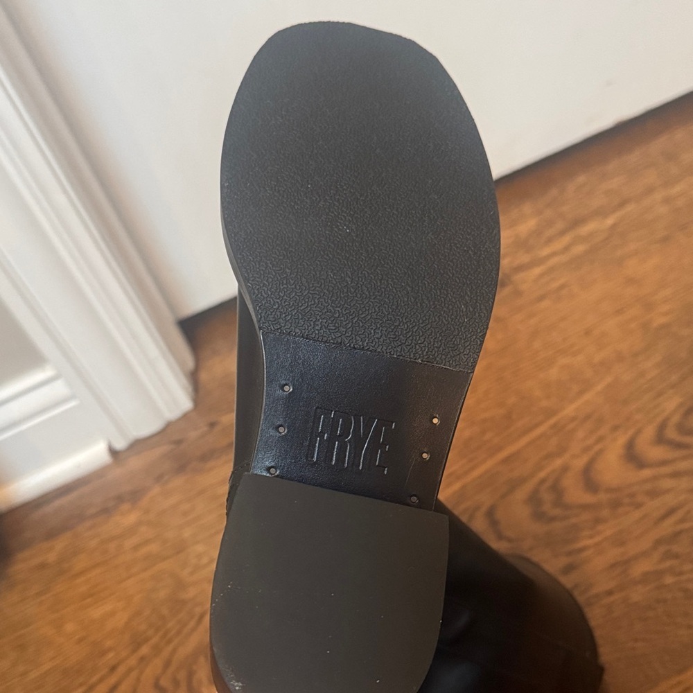 Frye Kate Black Leather Knee-High Block Heel Boots 7.5 - Picture 14 of 14